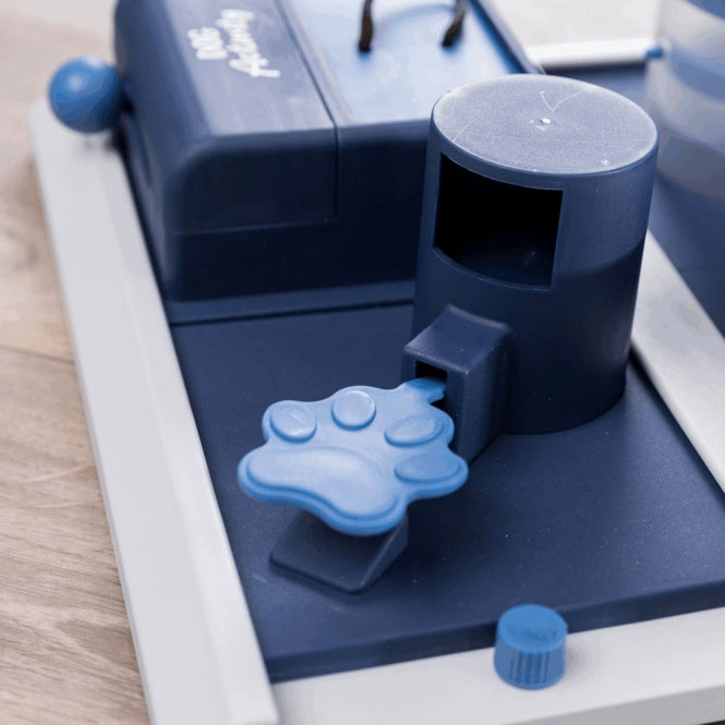 Trixie Dog Activity Poker Box 2 - Dein Tierplatz