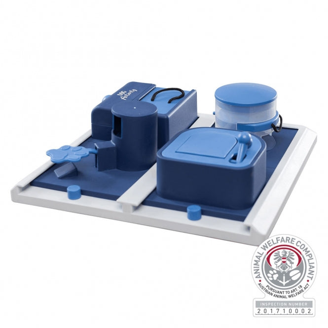 Trixie Dog Activity Poker Box 2 - Dein Tierplatz